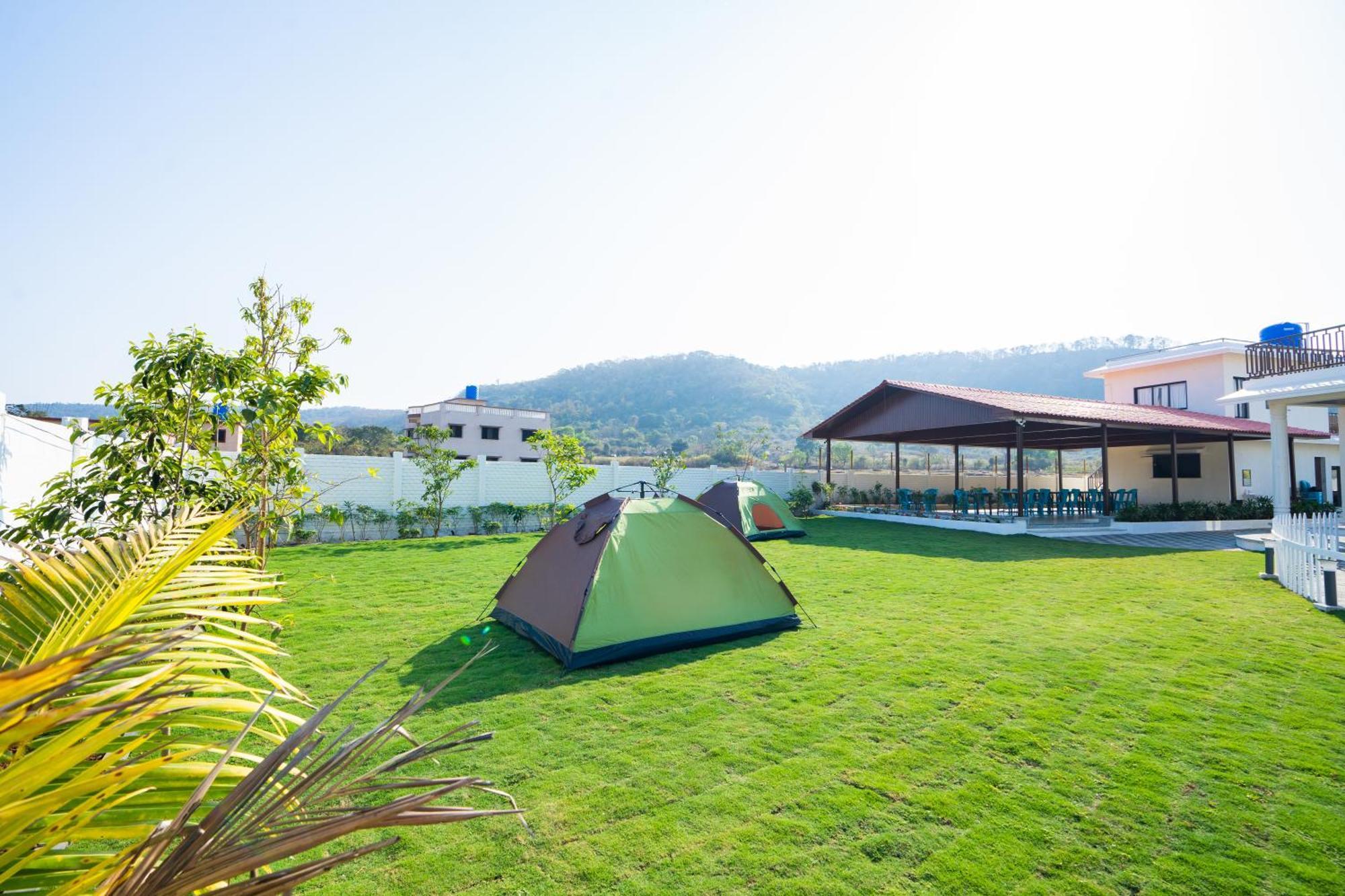 Eden Garden Vila Alībāg Exterior foto