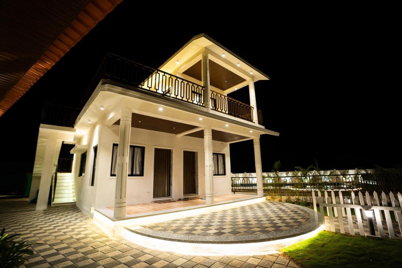 Eden Garden Vila Alībāg Exterior foto