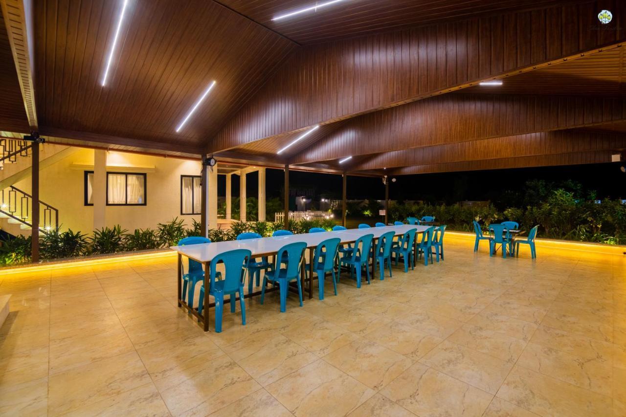 Eden Garden Vila Alībāg Exterior foto